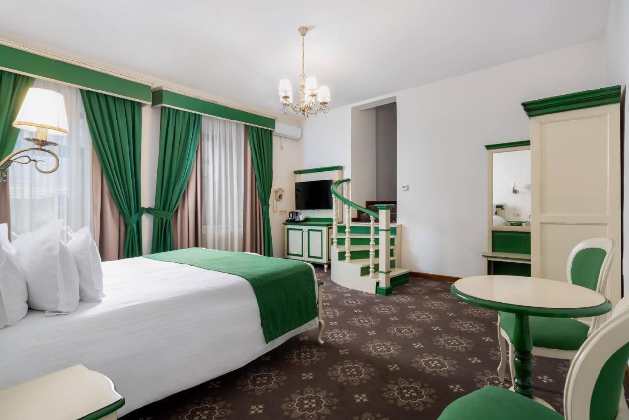 Hotel Leul De Aur Sebeş エクステリア 写真