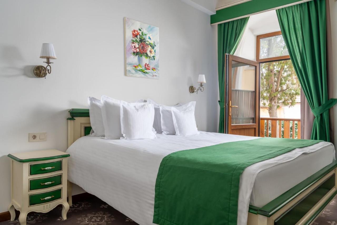 Hotel Leul De Aur Sebeş エクステリア 写真